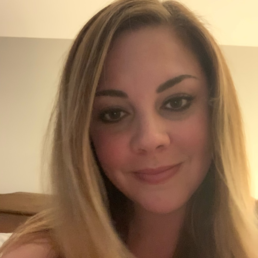 Meet your Posher, Gena